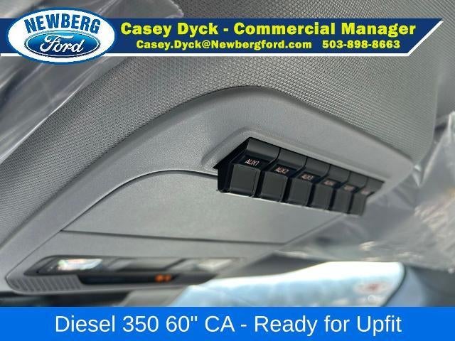 2026 Ford Super Duty F-350 DRW XL 4WD Crew Cab 179" WB 60" CA