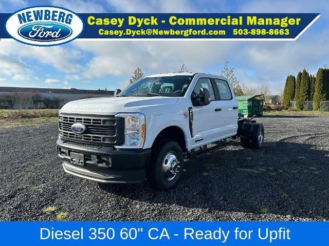 2026 Ford Super Duty F-350 DRW XL 4WD Crew Cab 179" WB 60" CA