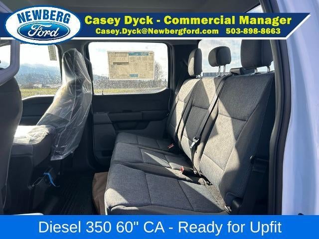 2026 Ford Super Duty F-350 DRW XL 4WD Crew Cab 179" WB 60" CA