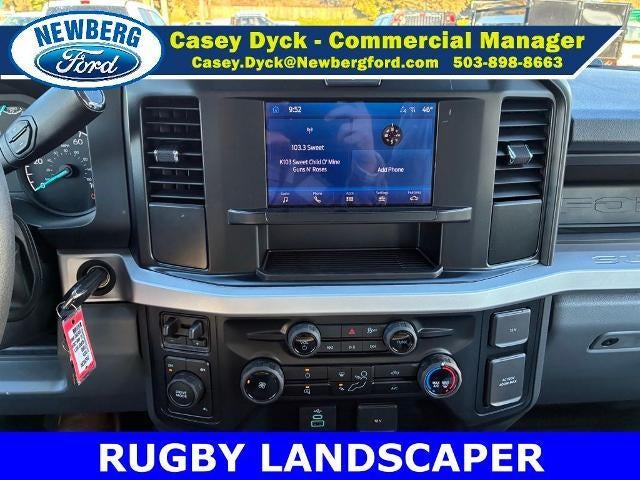 2026 Ford Super Duty F-350 DRW XL 4WD Crew Cab 179" WB 60" CA