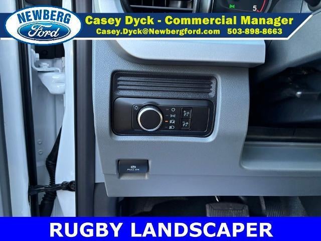 2026 Ford Super Duty F-350 DRW XL 4WD Crew Cab 179" WB 60" CA