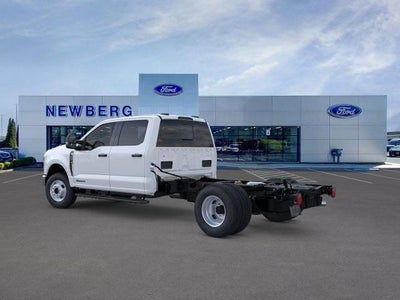 2026 Ford Super Duty F-350 DRW XL 4WD Crew Cab 179" WB 60" CA