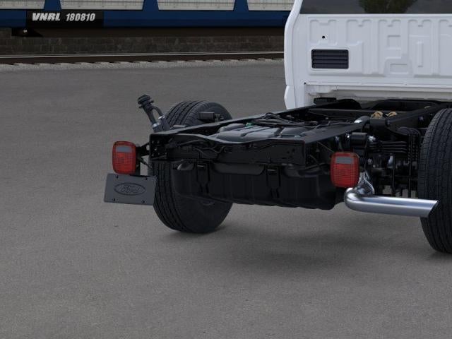 2026 Ford Super Duty F-350 SRW XL 4WD SuperCab 168" WB 60" CA
