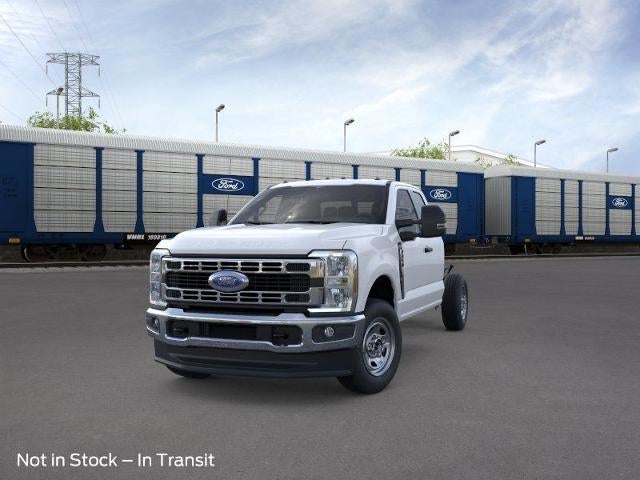 2026 Ford Super Duty F-350 SRW XL 4WD SuperCab 168" WB 60" CA