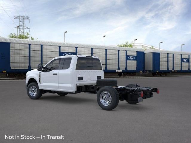 2026 Ford Super Duty F-350 SRW XL 4WD SuperCab 168" WB 60" CA
