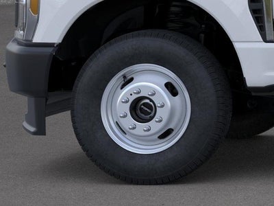 2026 Ford Super Duty F-350 DRW XL 4WD SuperCab 168" WB 60" CA