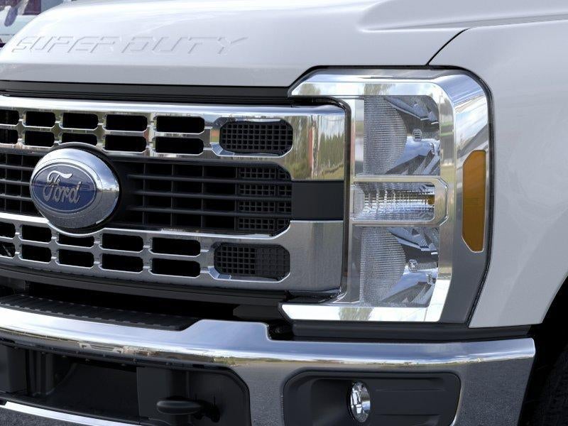 2026 Ford Super Duty F-350 DRW XL 4WD SuperCab 168" WB 60" CA