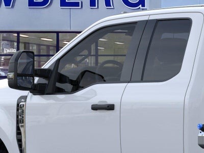 2026 Ford Super Duty F-350 DRW XL 4WD SuperCab 168" WB 60" CA