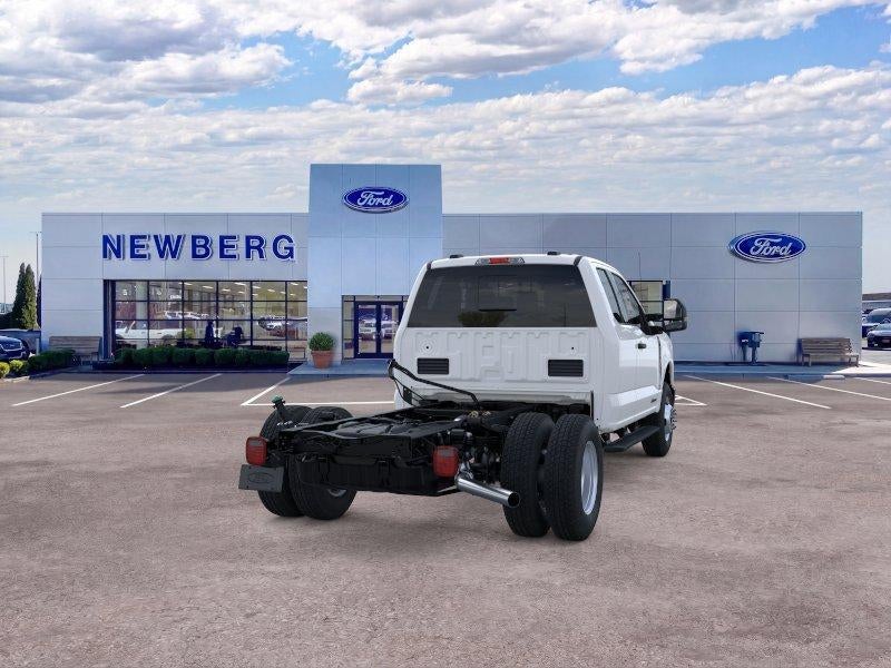 2026 Ford Super Duty F-350 DRW XL 4WD SuperCab 168" WB 60" CA