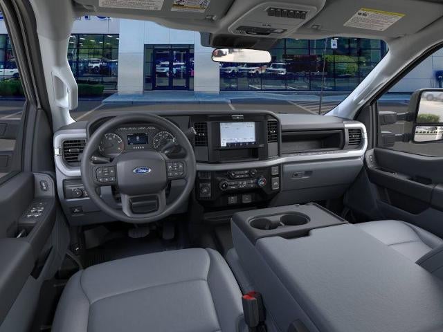 2025 Ford Super Duty F-350 DRW XL 4WD SuperCab 168" WB 60" CA