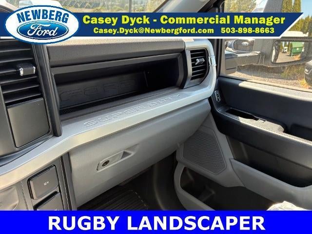 2025 Ford Super Duty F-450 DRW XL 4WD Crew Cab 179" WB 60" CA