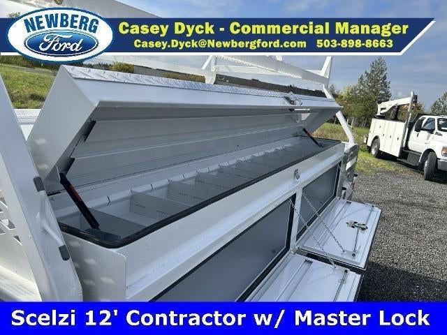 2025 Ford Super Duty F-450 DRW XL 4WD Crew Cab 179" WB 60" CA