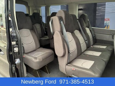 2023 Ford Transit Passenger Wagon T-350 148" Med Roof XLT RWD