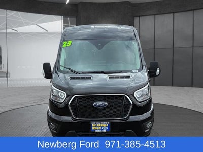 2023 Ford Transit Passenger Wagon T-350 148" Med Roof XLT RWD