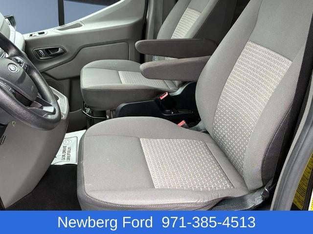 2023 Ford Transit Passenger Wagon T-350 148" Med Roof XLT RWD