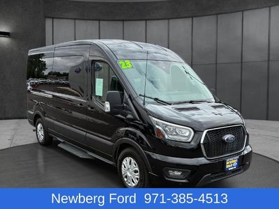 2023 Ford Transit Passenger Wagon T-350 148" Med Roof XLT RWD