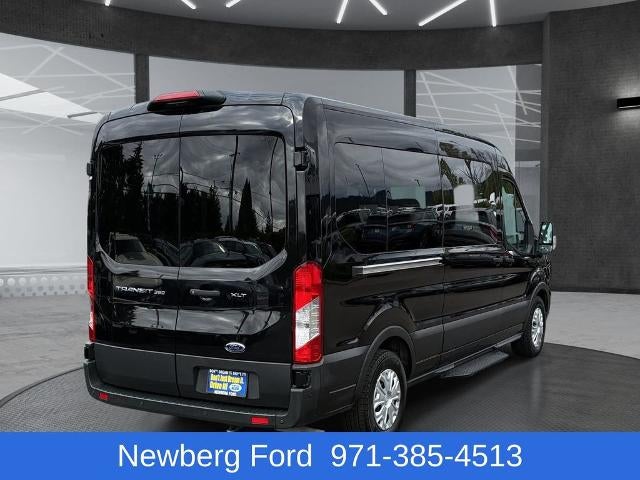 2023 Ford Transit Passenger Wagon T-350 148" Med Roof XLT RWD