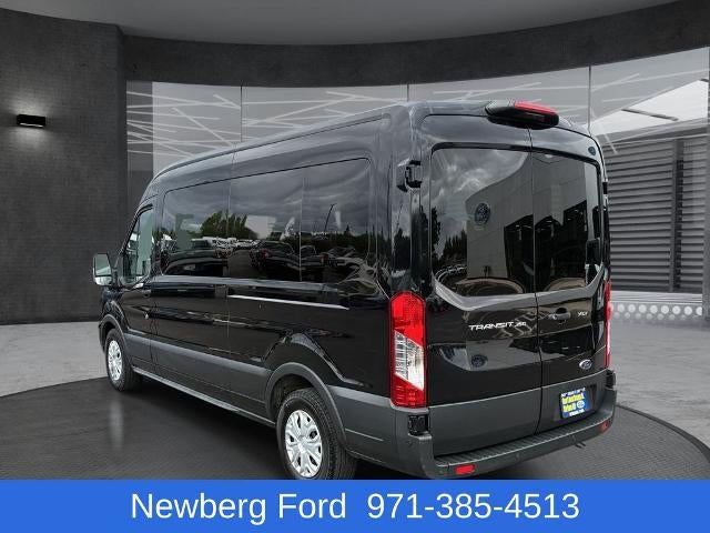 2023 Ford Transit Passenger Wagon T-350 148" Med Roof XLT RWD