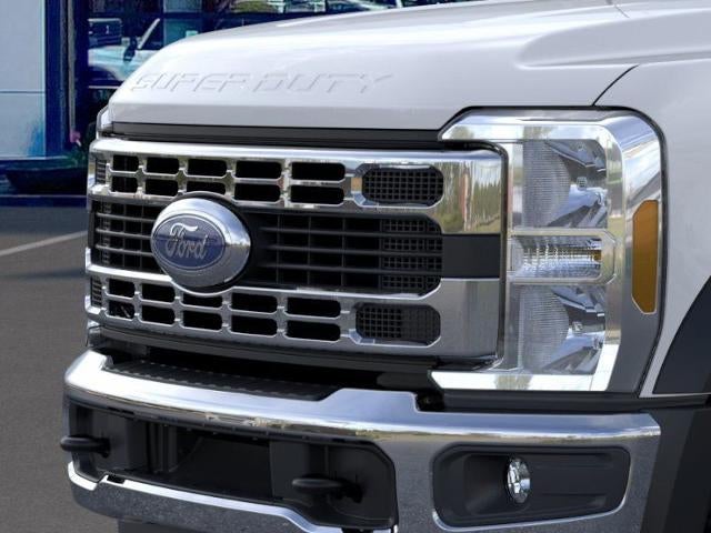 2026 Ford Super Duty F-550 DRW XL 4WD Reg Cab 145" WB 60" CA