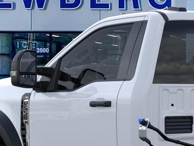 2026 Ford Super Duty F-550 DRW XL 4WD Reg Cab 145" WB 60" CA