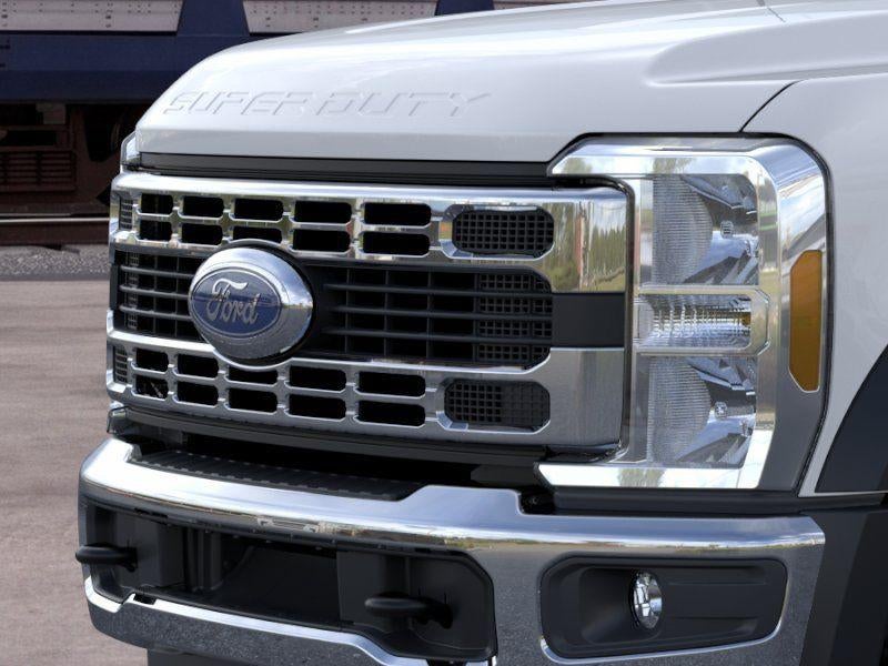 2026 Ford Super Duty F-600 DRW XL 4WD Reg Cab 145" WB 60" CA