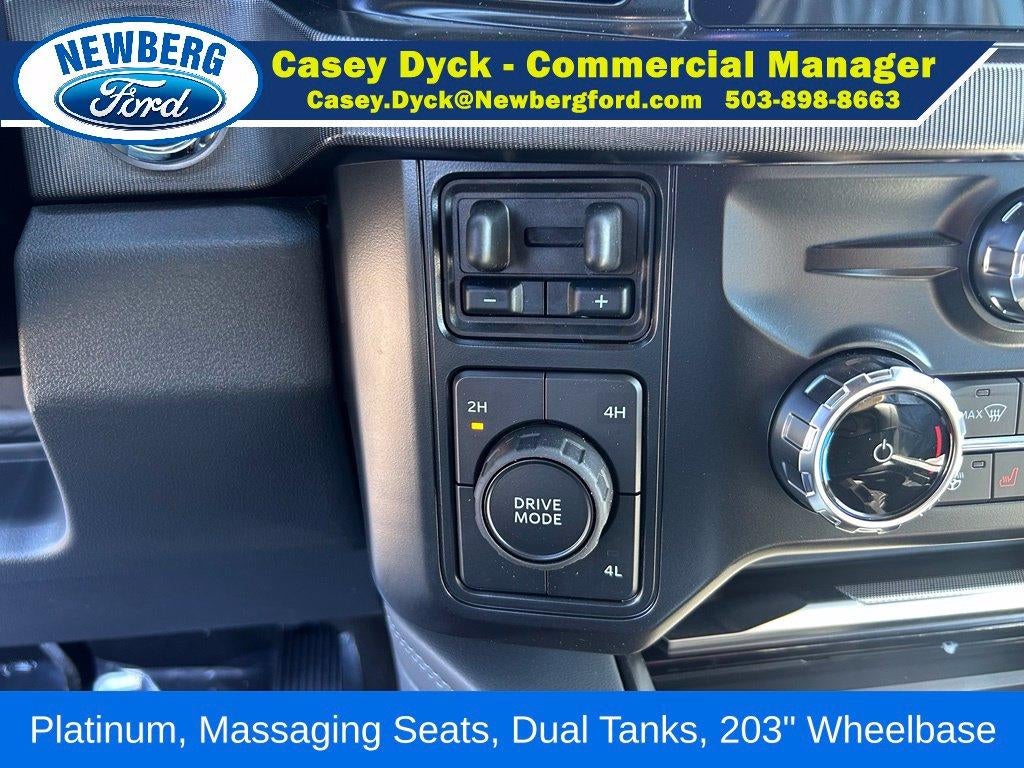 2027 Ford Super Duty F-550 DRW Platinum 4WD Crew Cab 179" WB 60" CA
