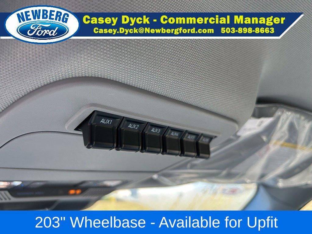 2027 Ford Super Duty F-550 DRW XL 4WD Crew Cab 179" WB 60" CA