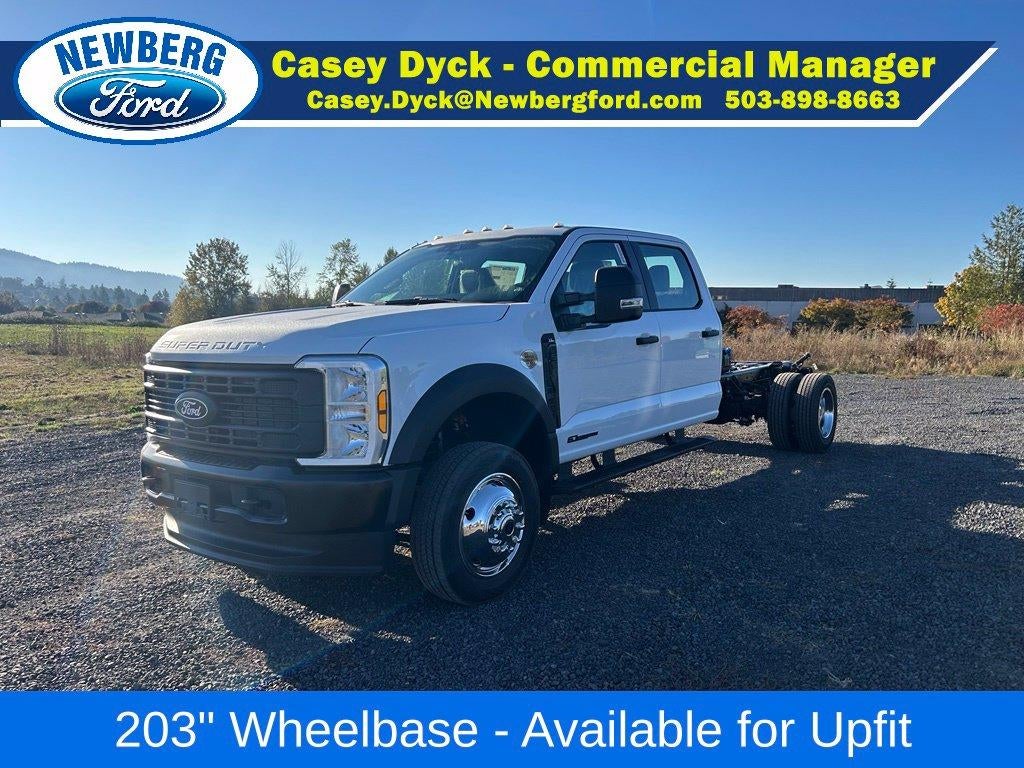 2027 Ford Super Duty F-550 DRW XL 4WD Crew Cab 179" WB 60" CA