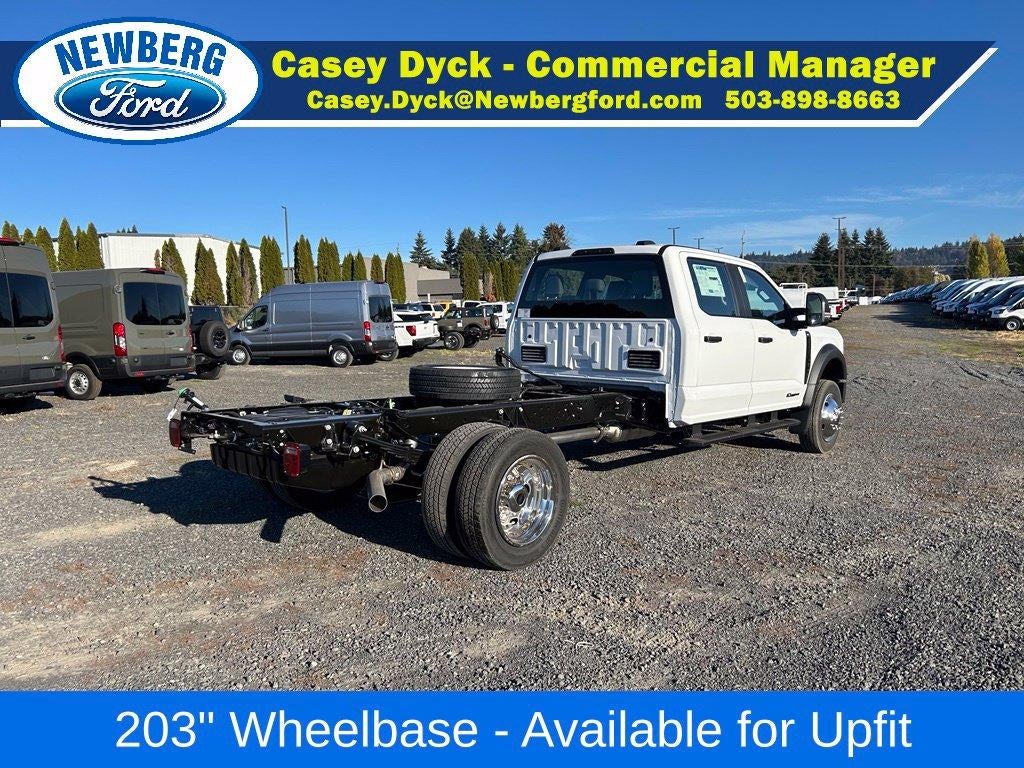2027 Ford Super Duty F-550 DRW XL 4WD Crew Cab 179" WB 60" CA