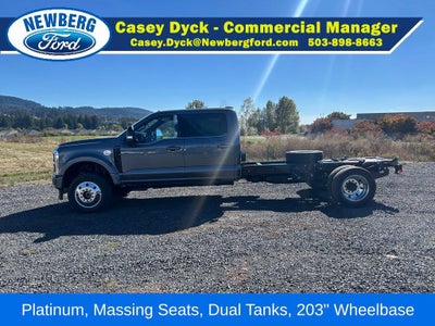 2027 Ford Super Duty F-550 DRW Platinum 4WD Crew Cab 179" WB 60" CA