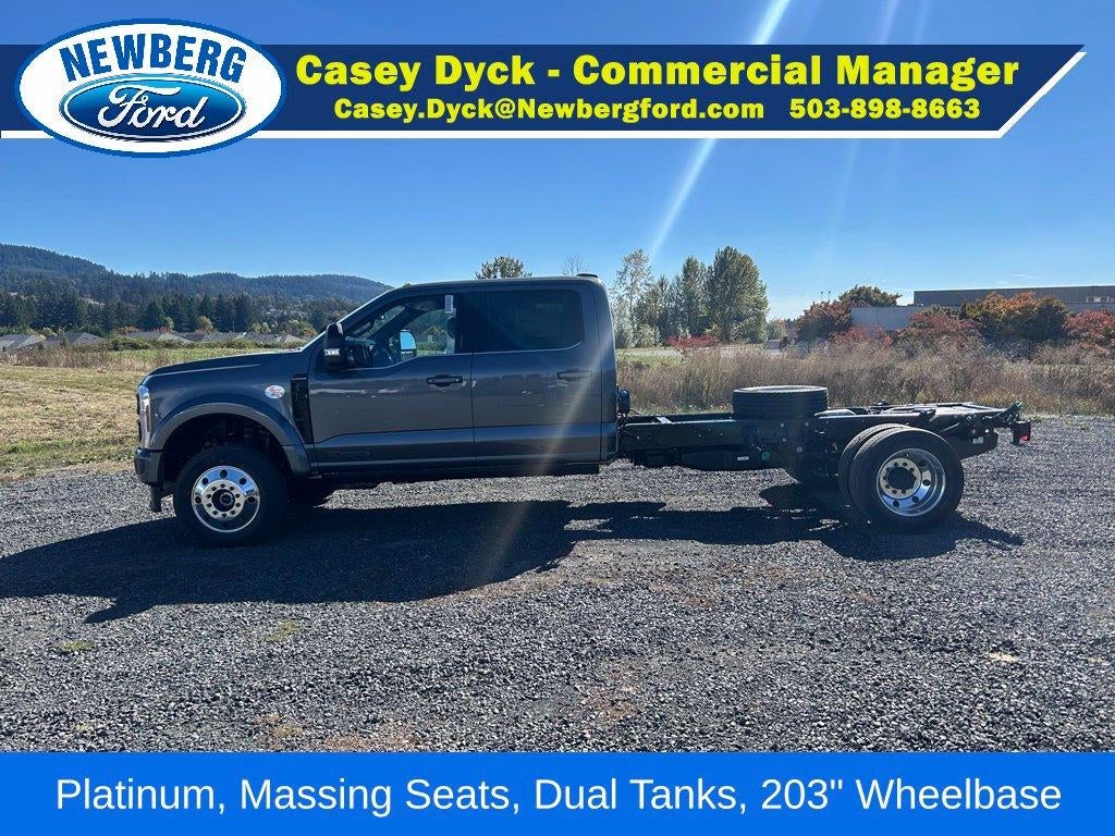 2027 Ford Super Duty F-550 DRW Platinum 4WD Crew Cab 179" WB 60" CA