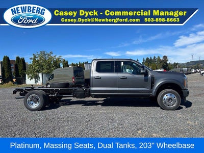 2027 Ford Super Duty F-550 DRW Platinum 4WD Crew Cab 179" WB 60" CA
