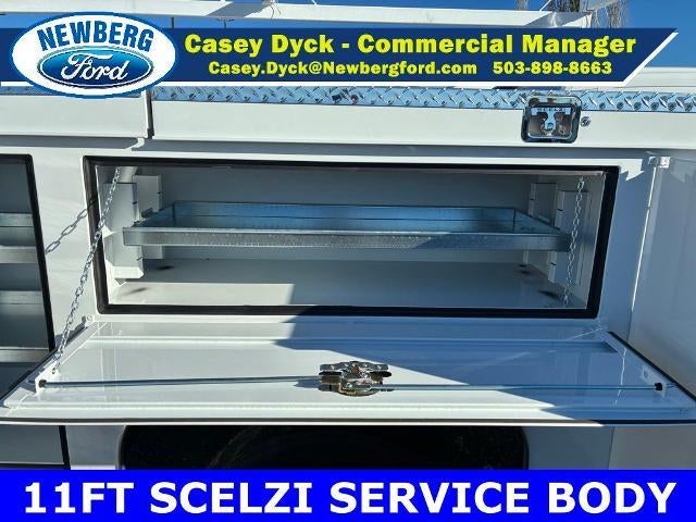 2026 Ford Super Duty F-550 DRW XL 4WD Crew Cab 179" WB 60" CA