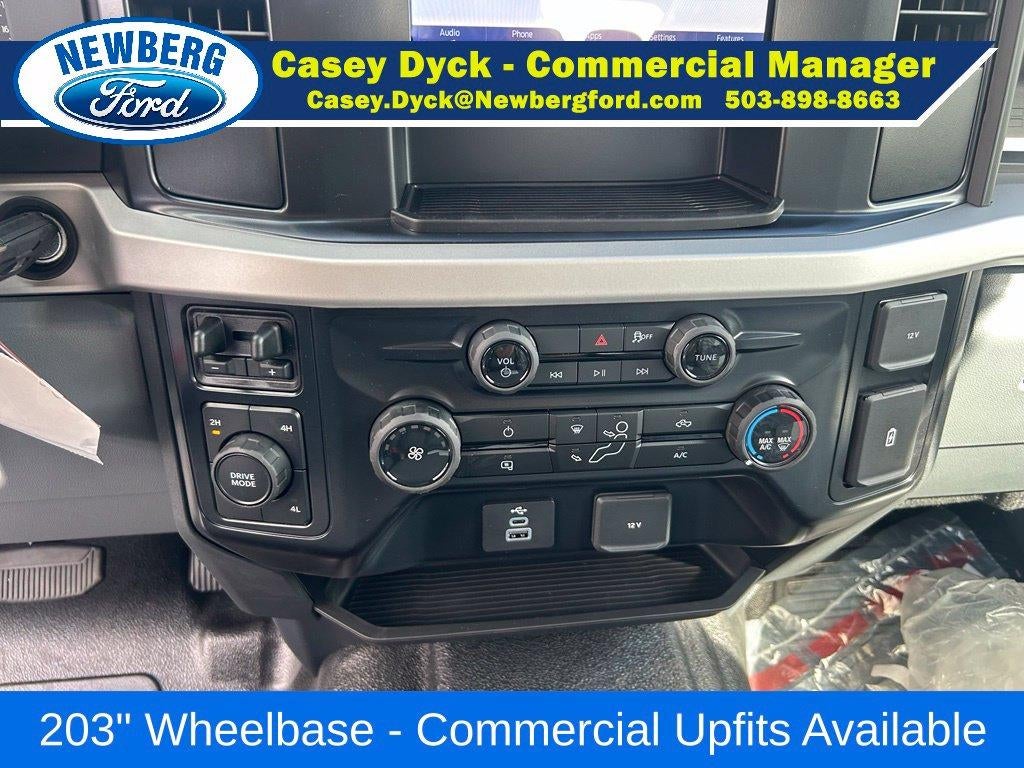 2027 Ford Super Duty F-550 DRW XL 4WD Crew Cab 179" WB 60" CA