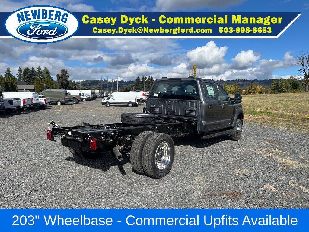 2027 Ford Super Duty F-550 DRW XL 4WD Crew Cab 179" WB 60" CA