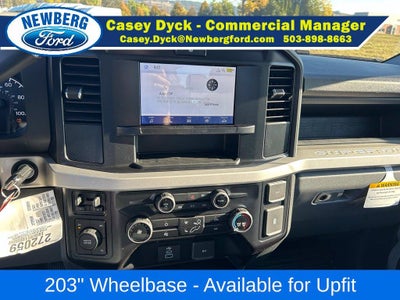 2027 Ford Super Duty F-550 DRW XL 4WD Crew Cab 179" WB 60" CA