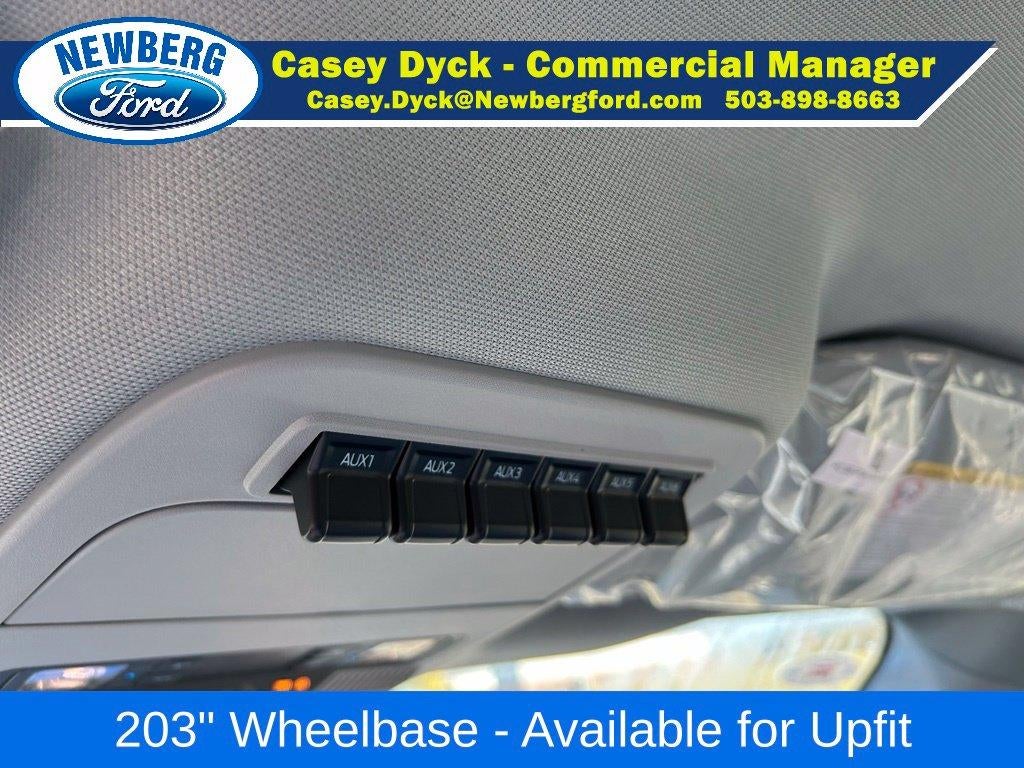 2027 Ford Super Duty F-550 DRW XL 4WD Crew Cab 179" WB 60" CA