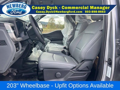 2027 Ford Super Duty F-550 DRW XL 4WD Crew Cab 179" WB 60" CA