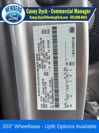 2027 Ford Super Duty F-550 DRW XL 4WD Crew Cab 179" WB 60" CA