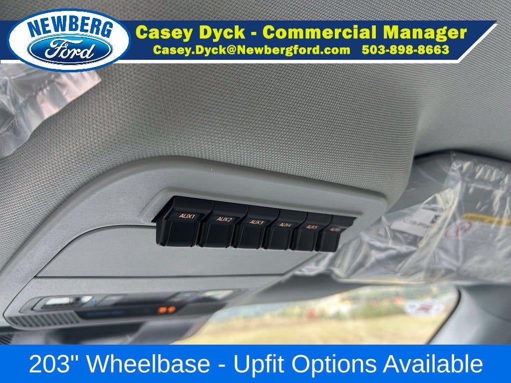 2027 Ford Super Duty F-550 DRW XL 4WD Crew Cab 179" WB 60" CA
