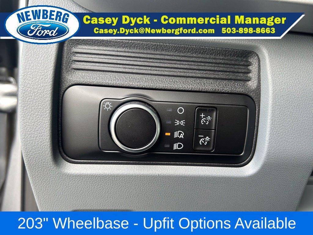 2027 Ford Super Duty F-550 DRW XL 4WD Crew Cab 179" WB 60" CA
