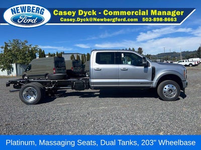 2027 Ford Super Duty F-550 DRW Platinum 4WD Crew Cab 179" WB 60" CA