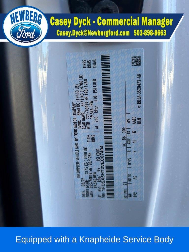 2027 Ford Super Duty F-550 DRW XL 4WD SuperCab 168" WB 60" CA