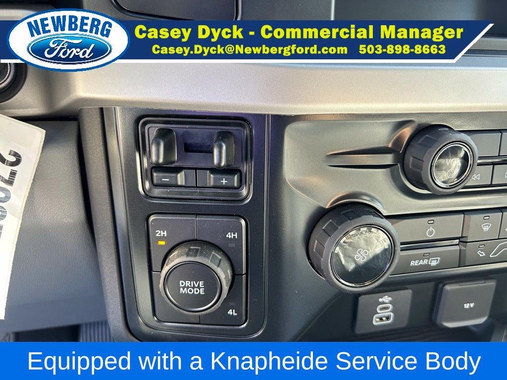 2027 Ford Super Duty F-550 DRW XL 4WD SuperCab 168" WB 60" CA