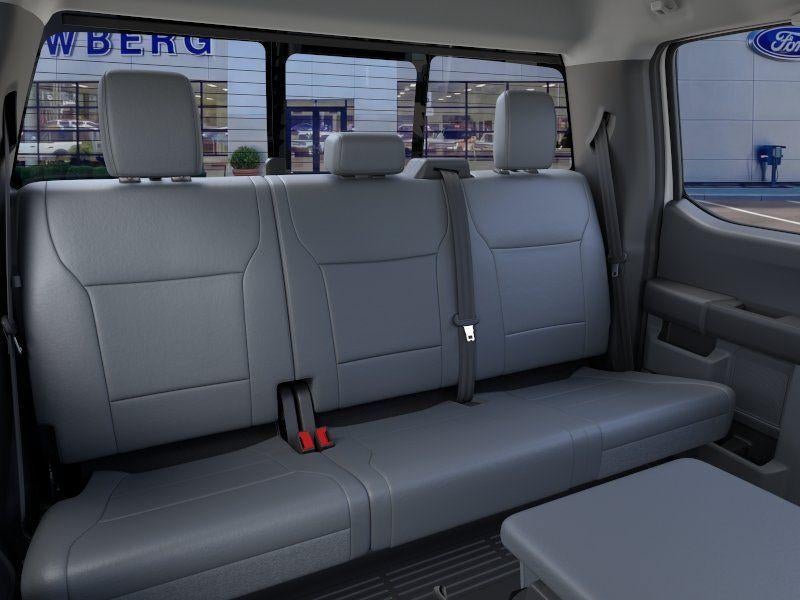 2026 Ford Super Duty F-550 DRW XL 4WD SuperCab 168" WB 60" CA