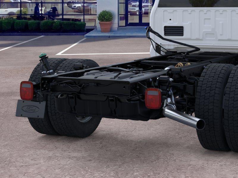2026 Ford Super Duty F-550 DRW XL 4WD SuperCab 168" WB 60" CA