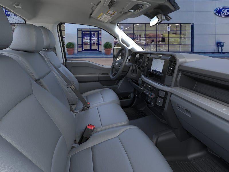 2025 Ford Super Duty F-450 DRW XL 4WD Reg Cab 145" WB 60" CA