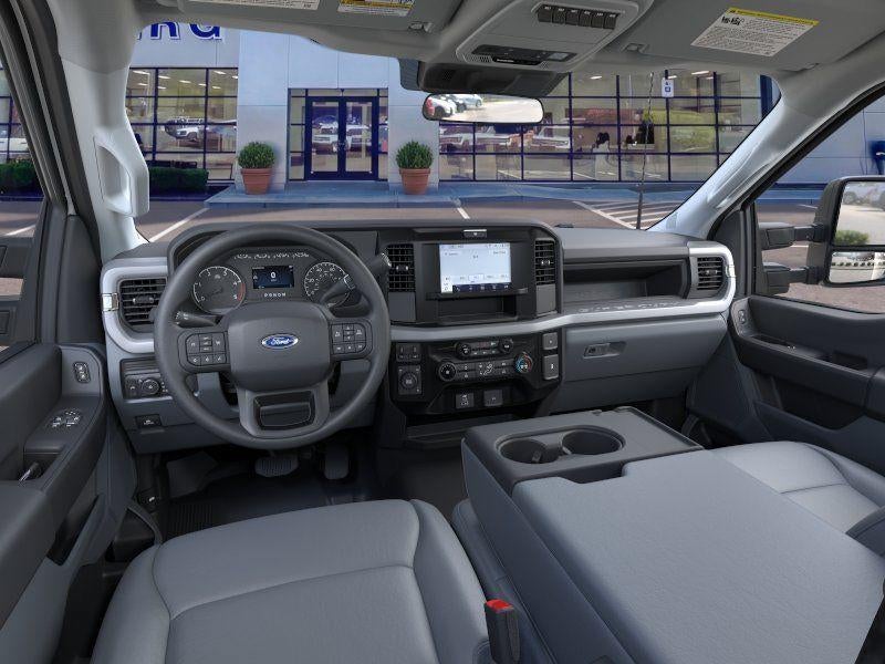 2025 Ford Super Duty F-450 DRW XL 4WD Reg Cab 145" WB 60" CA