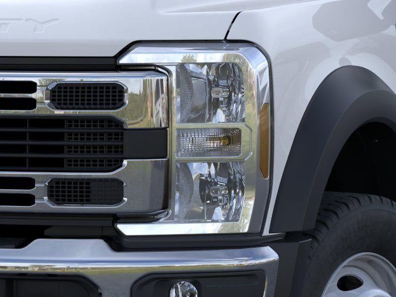2025 Ford Super Duty F-450 DRW XL 4WD Reg Cab 145" WB 60" CA