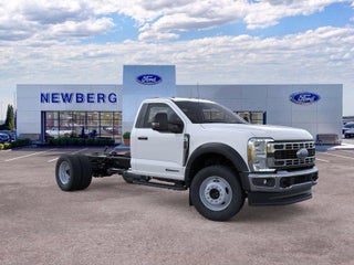 2025 Ford Super Duty F-450 DRW XL 4WD Reg Cab 145" WB 60" CA